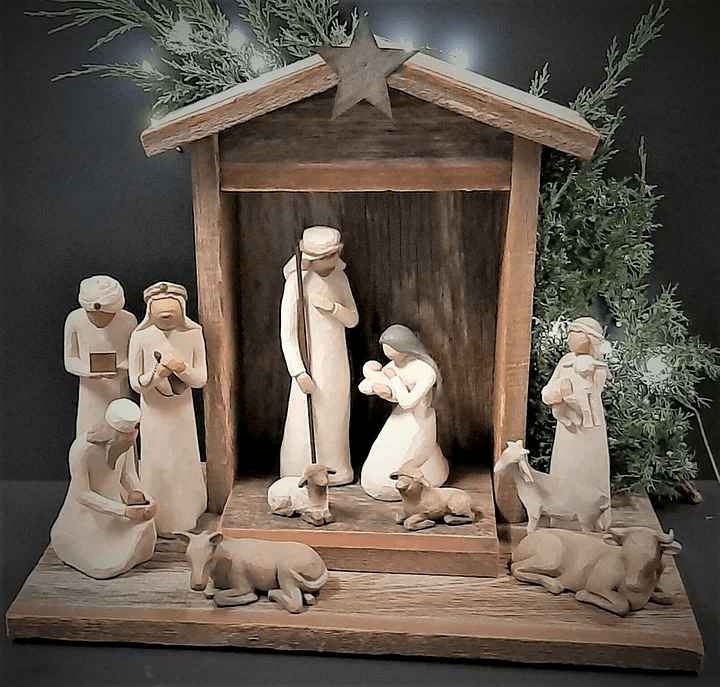 Handcrafted Nativity Set - 20 Piece Christmas Collection - Lexians