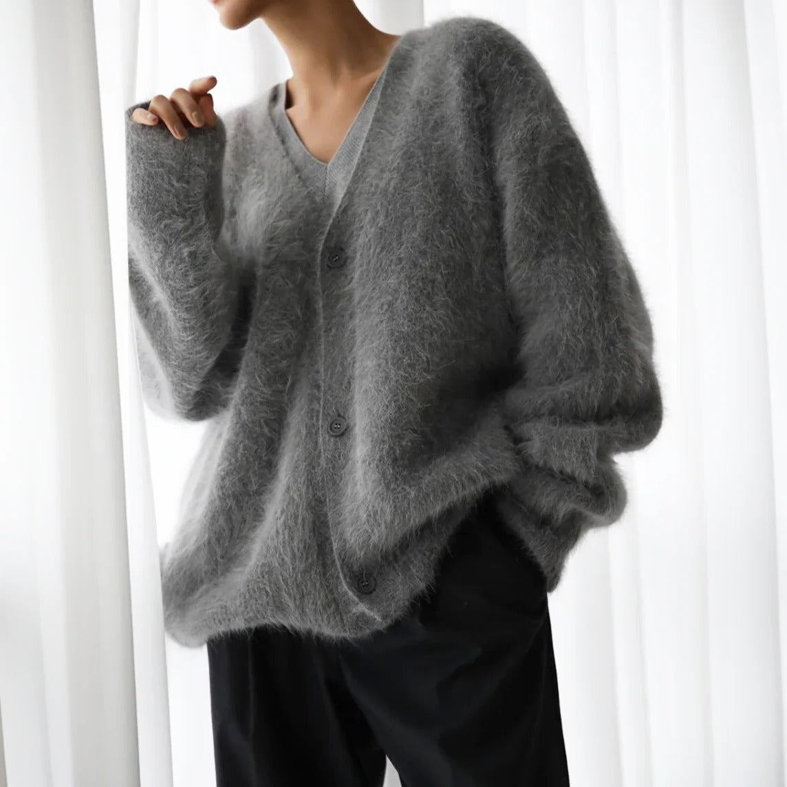 Women's Cashmere Sweater in Elegant Colors and Soft Comfort - Lexians