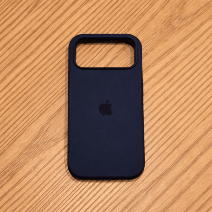 Everyday iPhone protection: MagSafe-compatible silicone case with soft-touch, slim profile, and durability.