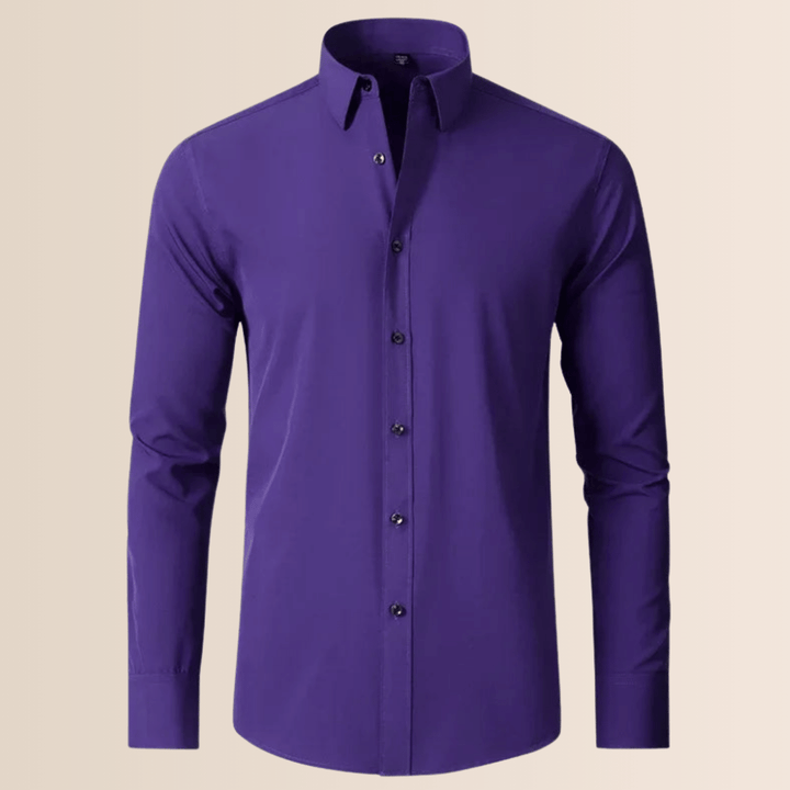 Easy-care men's non-iron stretch business shirt, regular fit, professional dress shirt for busy days.