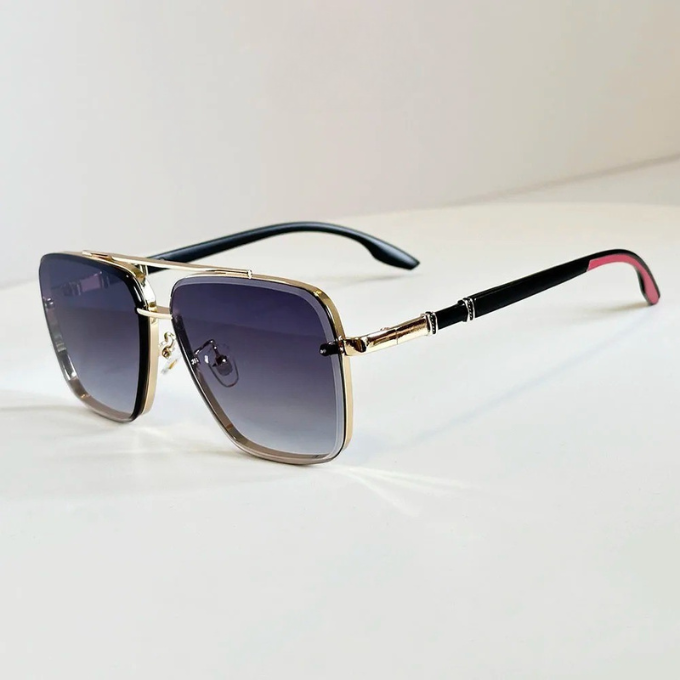 Versatile unisex square aviator sunglasses, chic eyewear with gradient lenses and a resilient metal frame for any look.