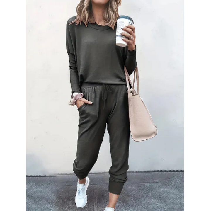 Women's comfortable crew neck jogger set in gray, a stylish two-piece lounge outfit for casual wear.