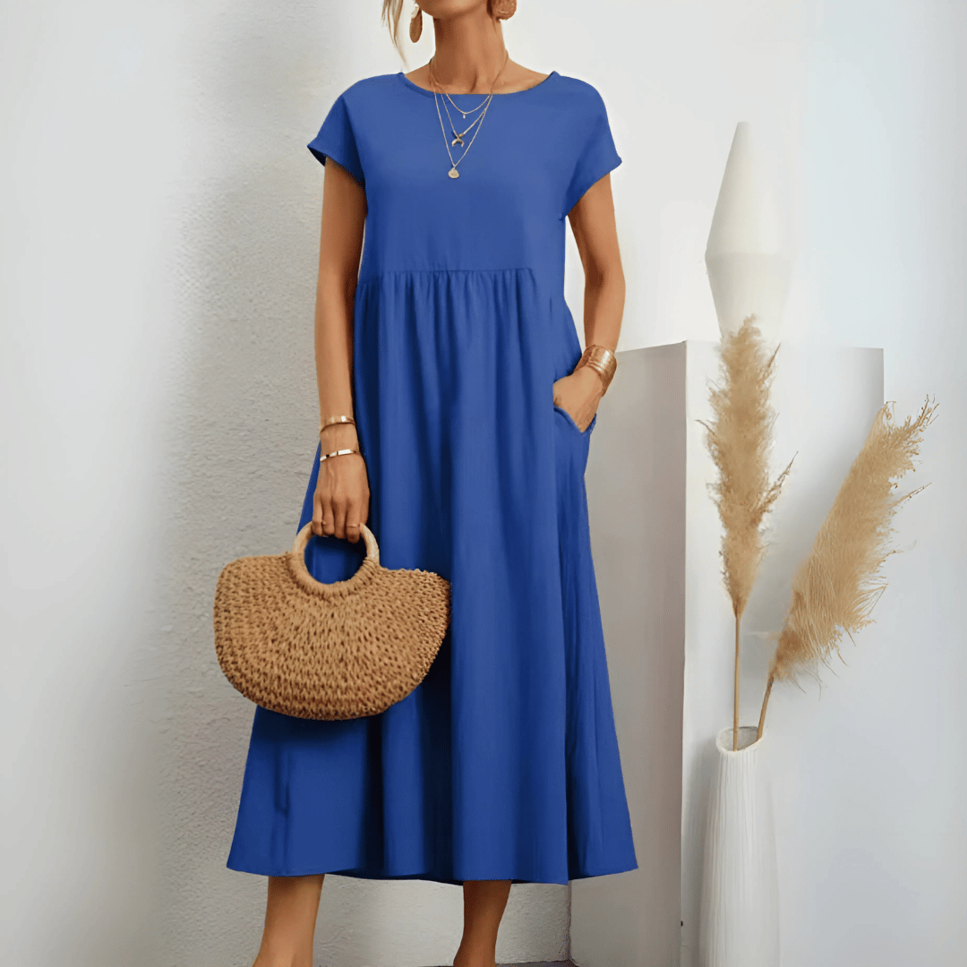 Lightweight flowy maxi dress for women, vintage style, perfect short-sleeve pullover for a cool summer outfit.