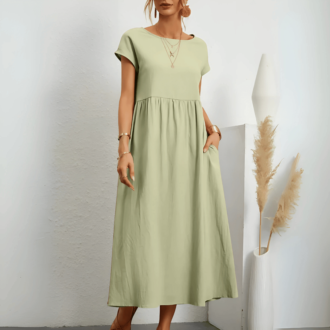 O-neck short sleeve women's maxi dress, vintage style flowy design, comfortable & elegant for summer fashion.