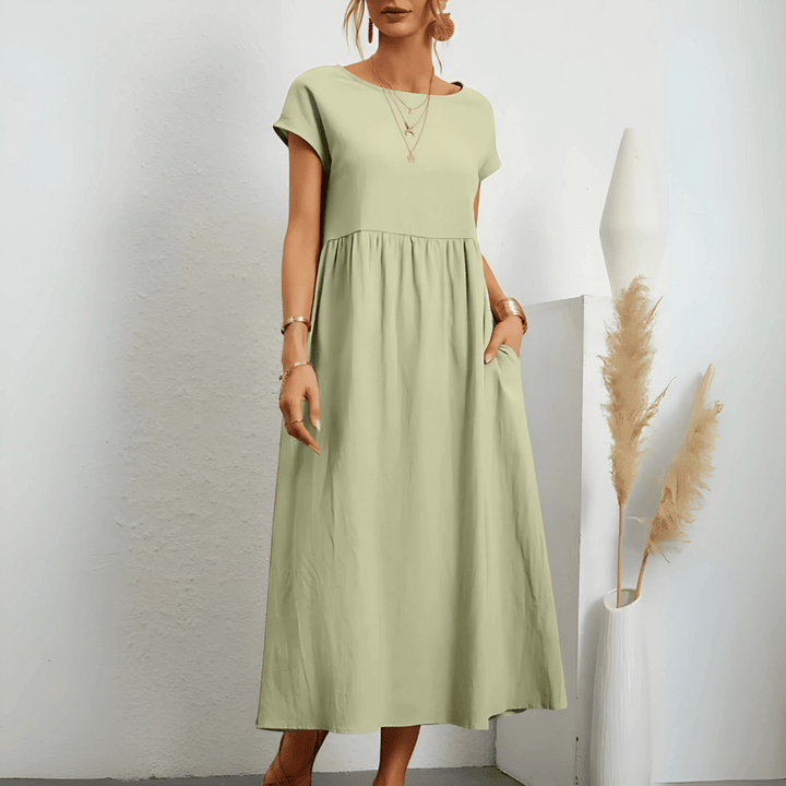 O-neck short sleeve women's maxi dress, vintage style flowy design, comfortable & elegant for summer fashion.