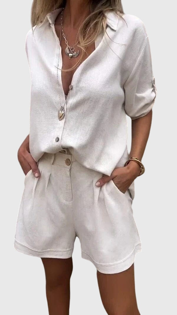 Comfortable women's matching shorts set with short sleeves, ideal for casual summer outfits and versatile loungewear.