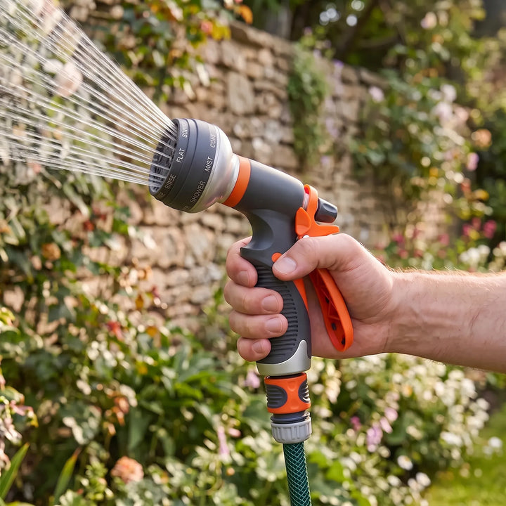Adjustable garden hose nozzle with multiple spray patterns for versatile watering & outdoor cleaning.