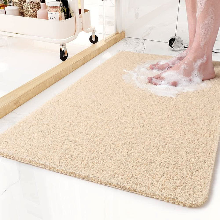 Comfortable non-slip bath mat, featuring hygienic drainage system for bathroom safety & easy cleaning.