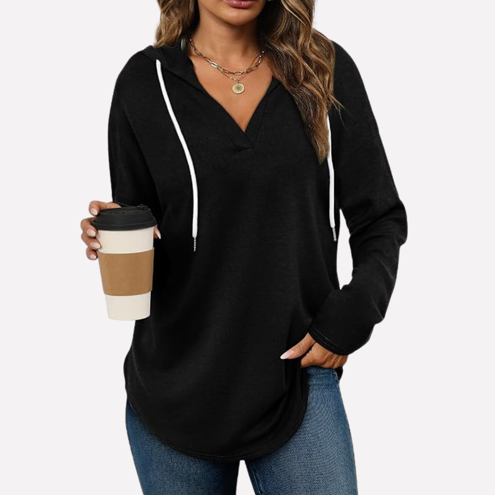 Stay cozy with this women's comfortable crewneck sweatshirt, designed for everyday style & relaxation.