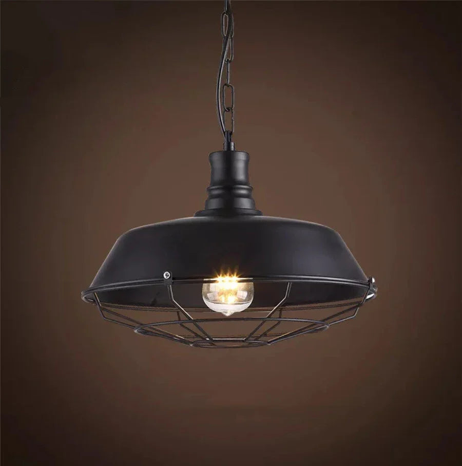 Tavvitaimp18 rustic pendant lamp, black iron finish, perfect for modern farmhouse style.