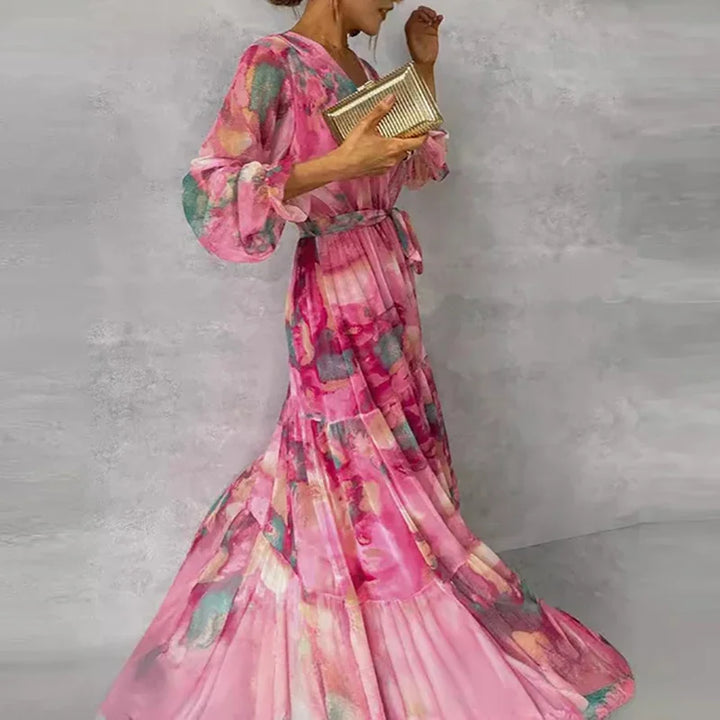 Chic women's floral maxi dress. Elegant long summer party dress, ideal for classic event fashion.