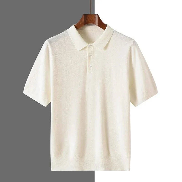 Men's classic polo shirt in a versatile color, perfect for smart casual or everyday wear. Comfortable short-sleeve top.