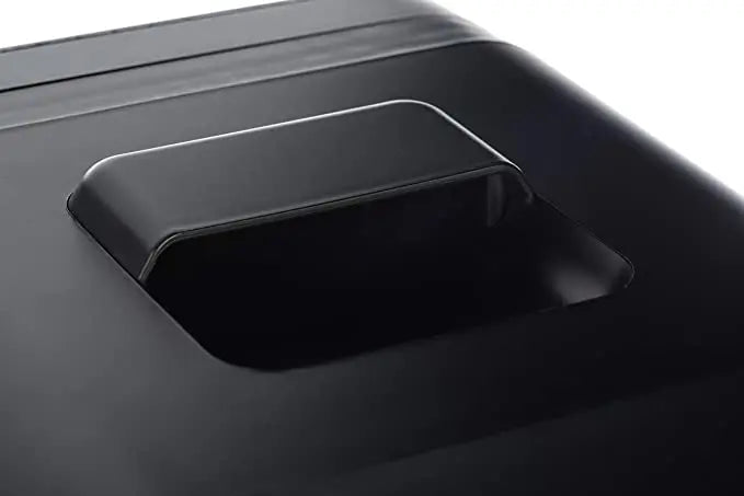 Compact Tavvitaimp18 portable mini car cooler, perfect for road trips, keeping beverages & snacks chilled.