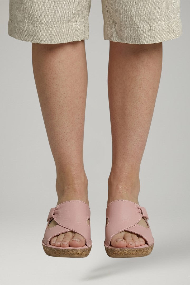 Women's orthopaedic sandals with an adjustable fit, flat sole, and arch support, designed for all-day comfort and walking.