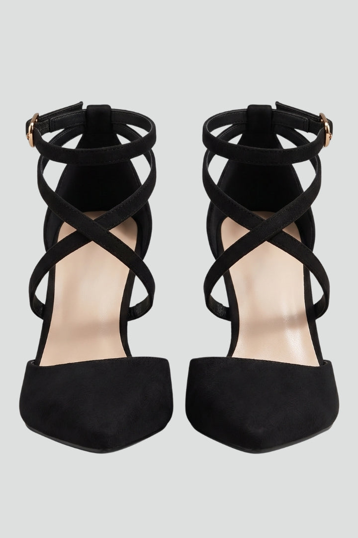 Stylish women's black block heel sandals with adjustable strap for comfortable summer wear.