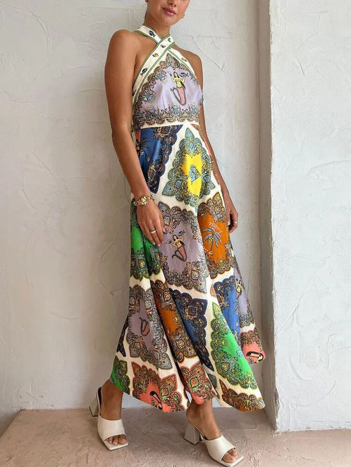 Women's elegant floral sleeveless maxi dress. A stylish long summer dress for women, suitable for any event.