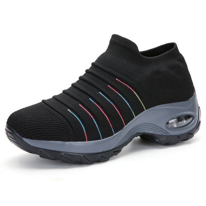 Comfortable women's shoes with advanced cushioning & supportive arch technology.