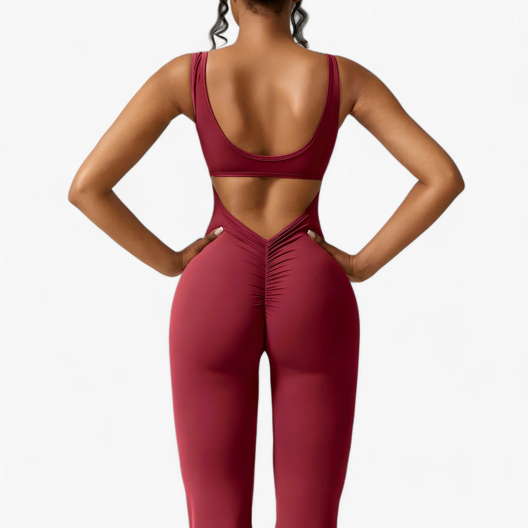 Elegant Amélie women's jumpsuit, providing premium comfort for a sophisticated wardrobe.