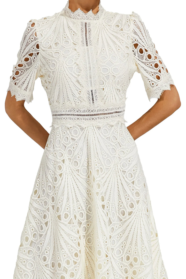 Versatile elegant lace midi dress for women, suitable for many special occasions and evening wear.