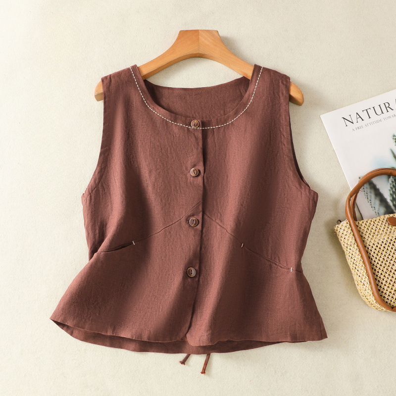 Fashionable women's linen vest, a versatile and elegant sleeveless top for various occasions.