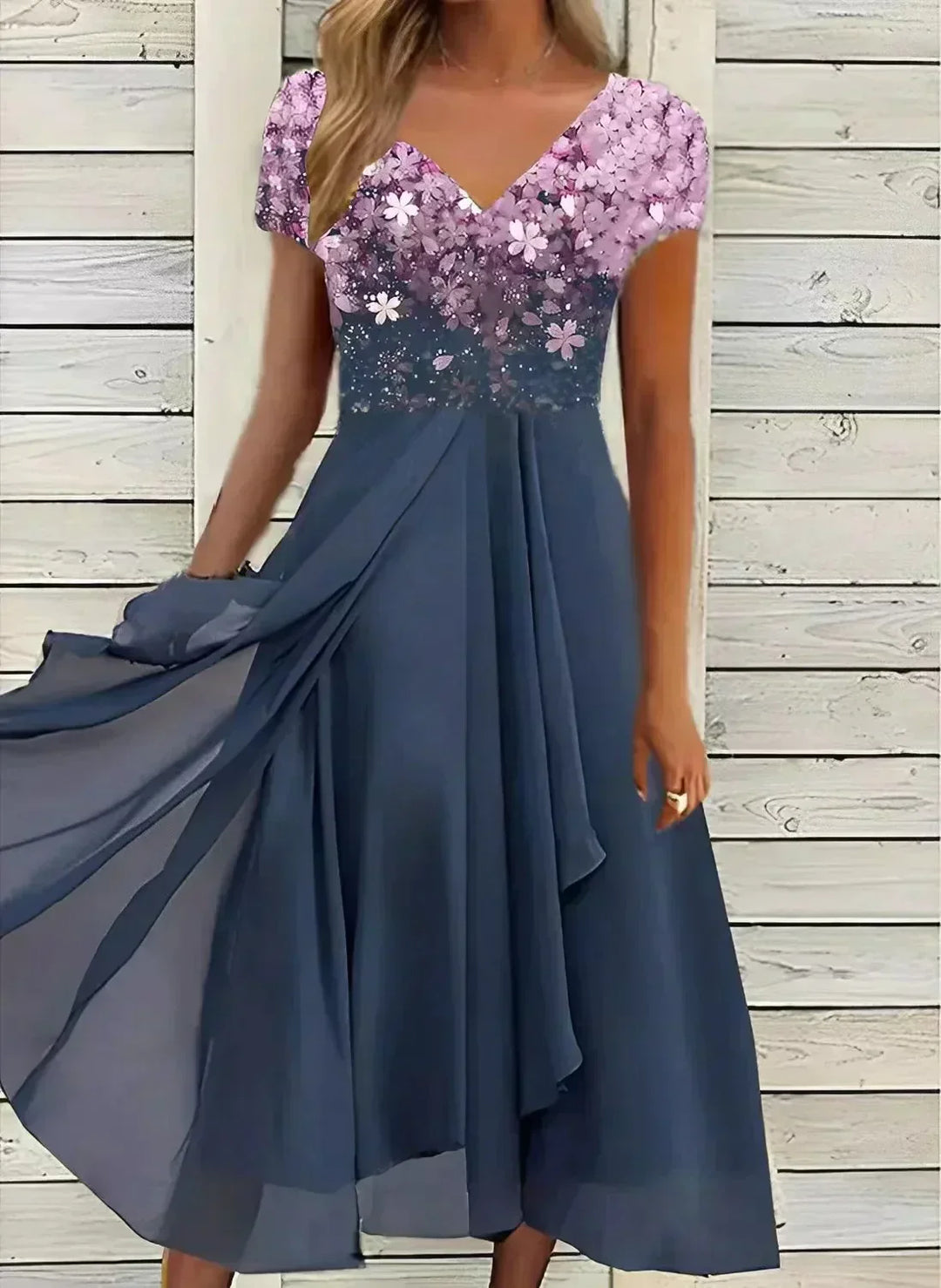 Comfortable, colorful women's maxi dress. A versatile long dress suitable for both casual and formal wear.