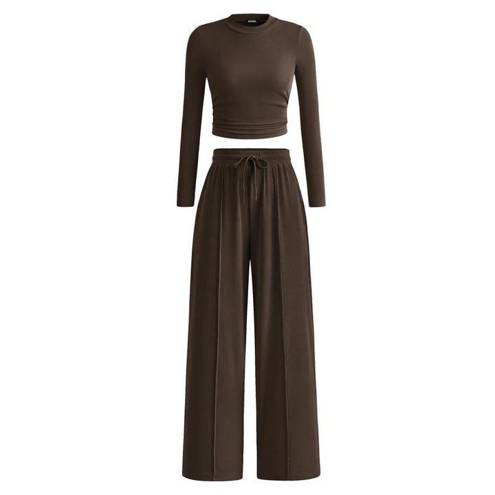 Comfortable women's elegant modal-blend lounge set, ideal for relaxed evenings at home or casual outings.