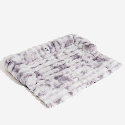 Fluffy Fuzzy Calming Dog Sofa Protector Mat - Lexians