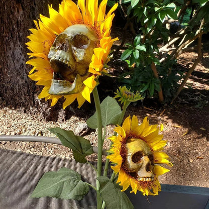 Halloween Skull Sunflower Decor - Outdoor Gothic Stakes - Lexians