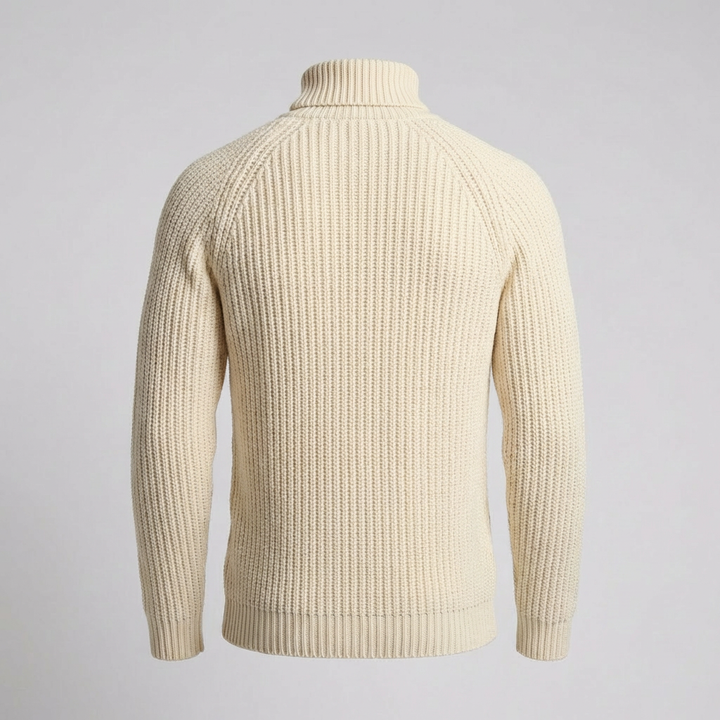 Warm men's turtleneck sweater with a high neck, suitable for winter fashion, everyday casual wear, and cold weather style.