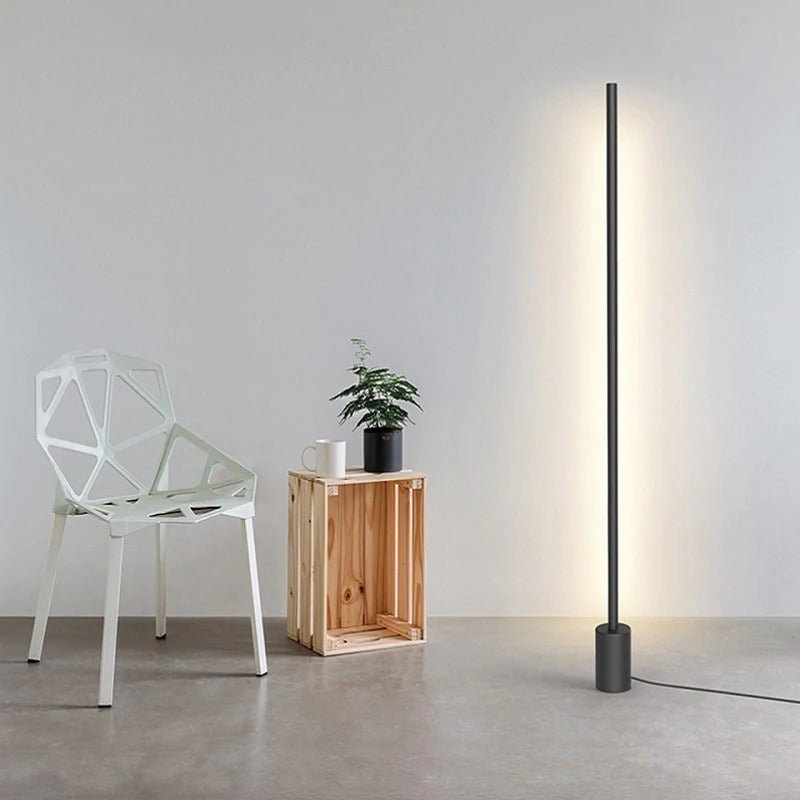 Innovative Meridian Corner Lamp with RGBIC Technology - Lexians