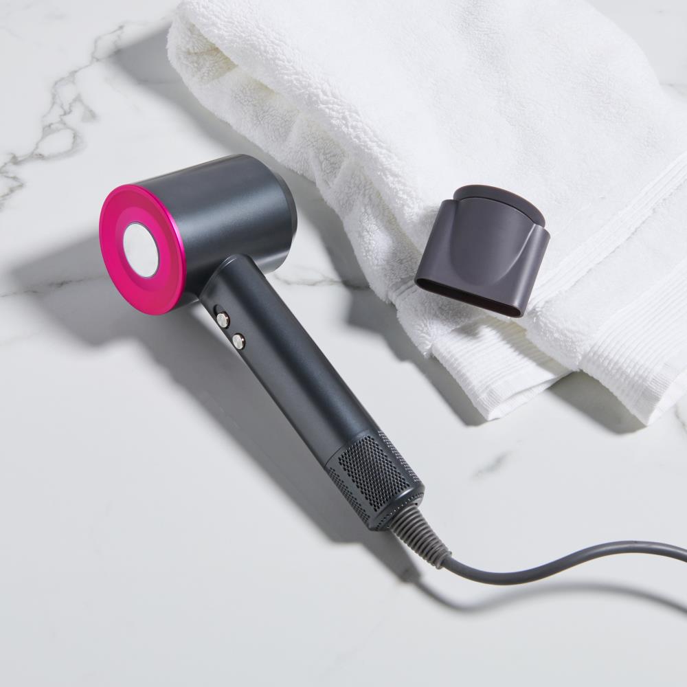 "Lightweight high-speed hair dryer with ergonomic design, 5 magnetic attachments for versatile styling and adjustable setting