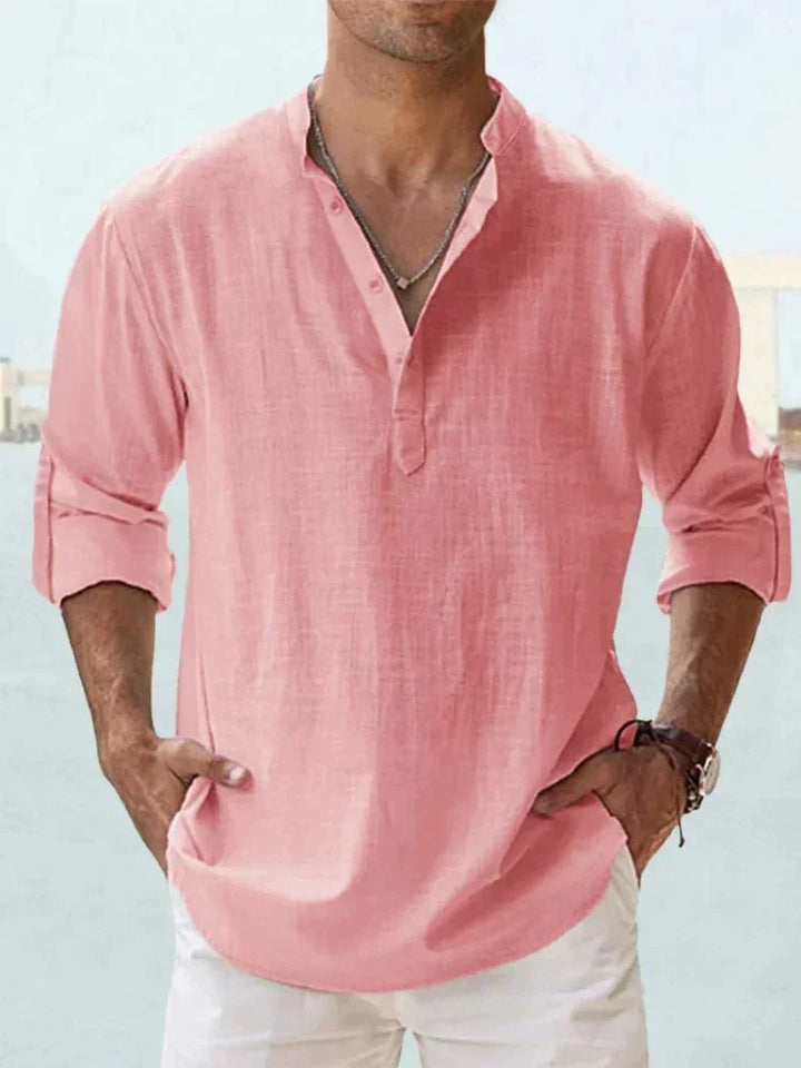 Easy-going men's casual shirt, longsleeve button-up, ideal for summer beach adventures.