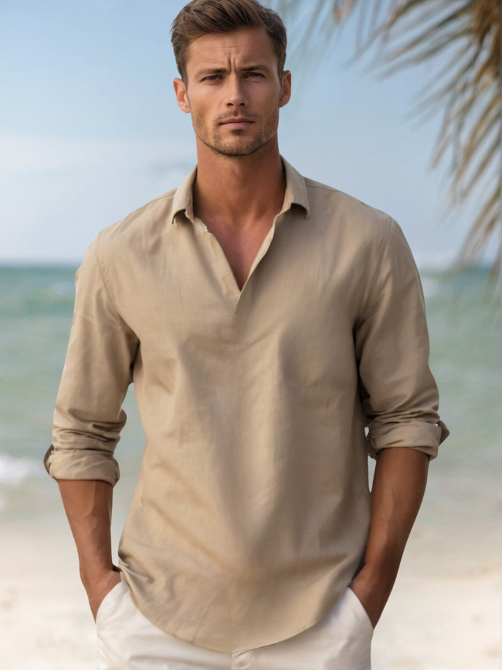 Comfortable men's casual shirt, longsleeve button-up for summer beachwear.