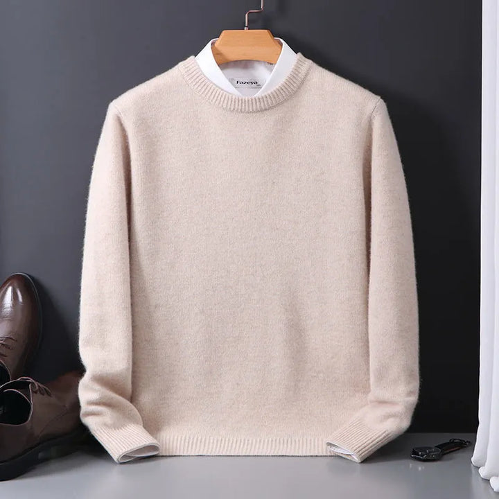 Versatile men's classic crew neck sweater, a comfortable knit pullover for any occasion. Essential men's fall & winter fashion.