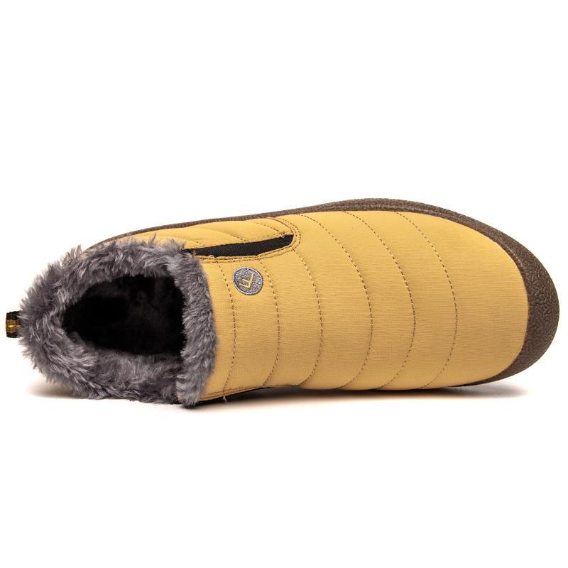 Front view of men's warm cotton boots, suitable for everyday winter wear