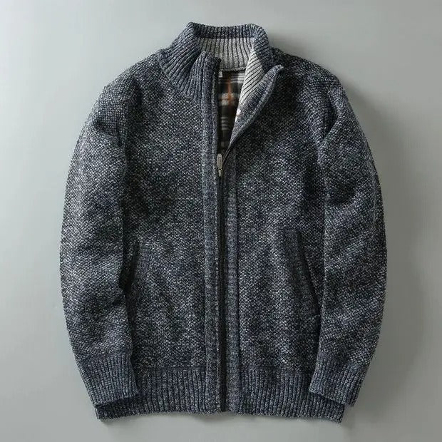 Durable Cumberland men's jacket, fleece-lined for warmth, suitable for rugged outdoor use