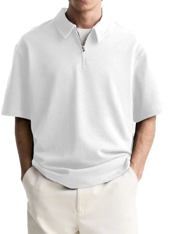 Stylish and functional men's half-zip knit shirt, ideal for a modern casual look