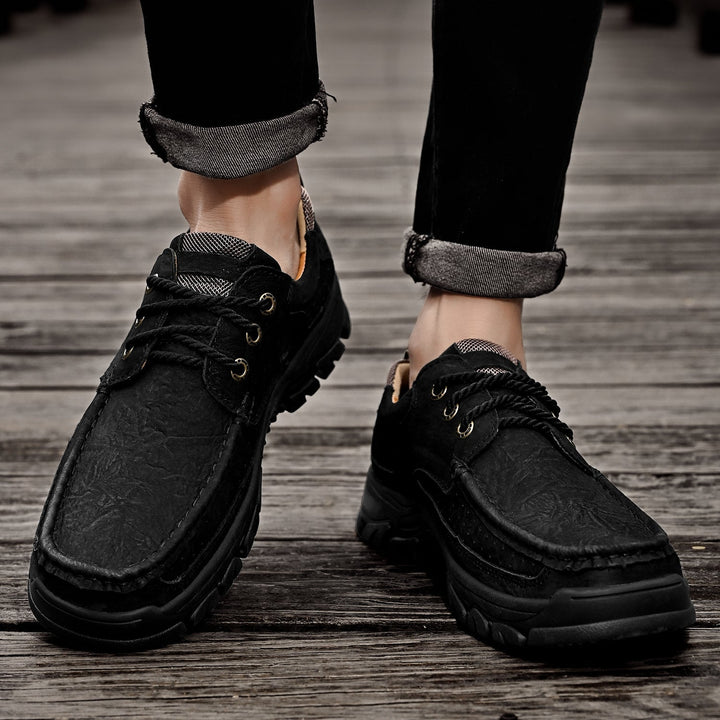 Men's comfort boots with orthopedic features, perfect for long walks and supportive wear