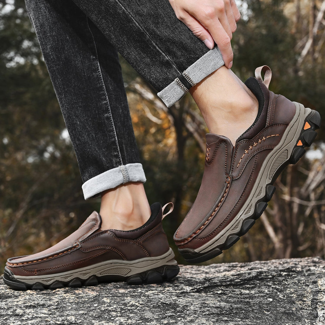 Lightweight men's orthopedic casual leather slip-ons, ideal for travel and walking