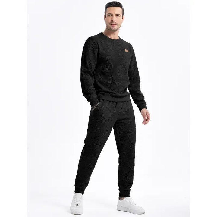 Stylish men's lounge set with a relaxed fit, ideal for comfortable everyday casual wear.