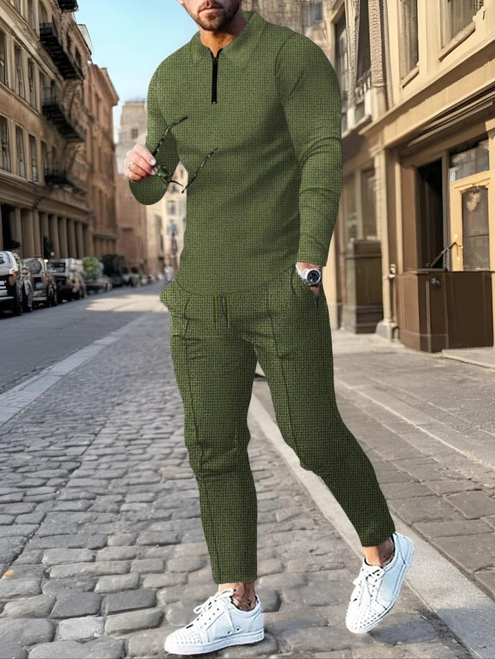 Stylish men's apparel: textured knit lounge set, ideal for comfort and casual wear at home.