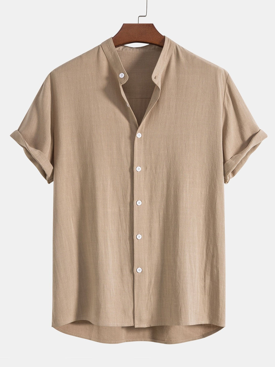 Versatile men's summer casual set: rolled cuffs shirt & comfortable pants. Ideal for relaxed wear & beach.