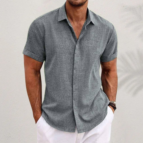 Men's essential casual short-sleeve top, great for versatile everyday and summer style.