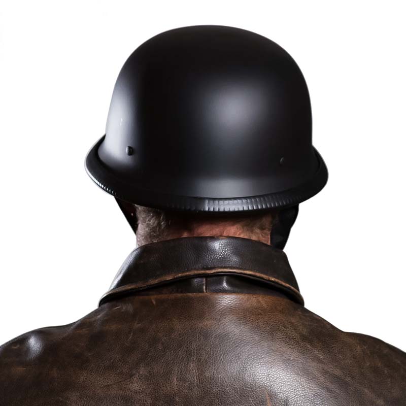Men's vintage half-face motorcycle helmet for classic cruiser bikes, open-face style, perfect street rider accessory.
