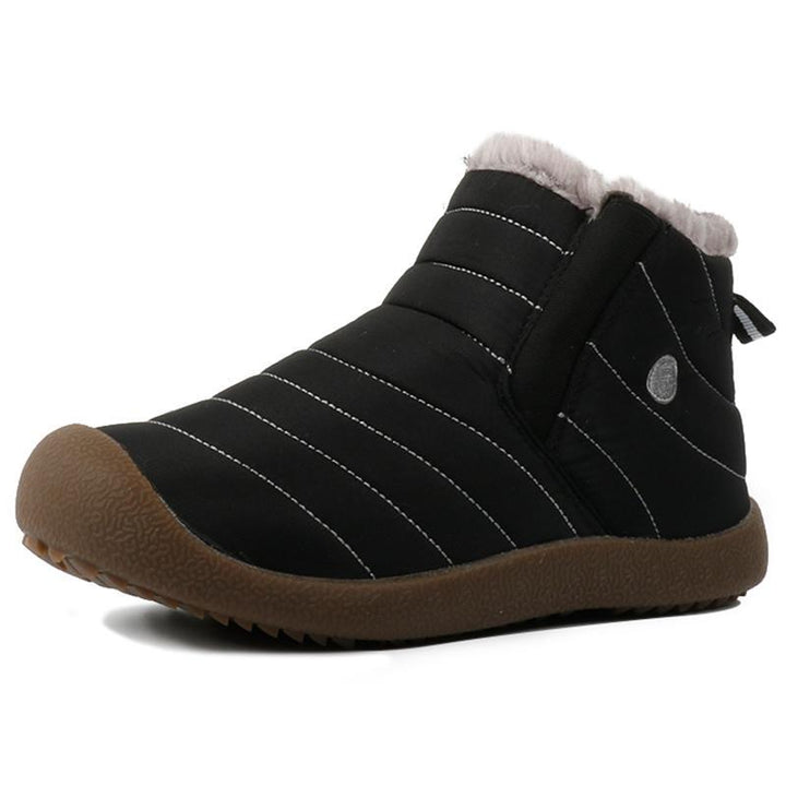 Outdoor men's winter boots, ankle high, designed for warmth and snow resistance