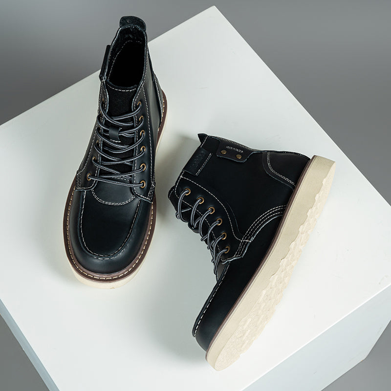 Trendy men's brown chukka boots, waterproof and casual, making them a great choice for daily outfits.