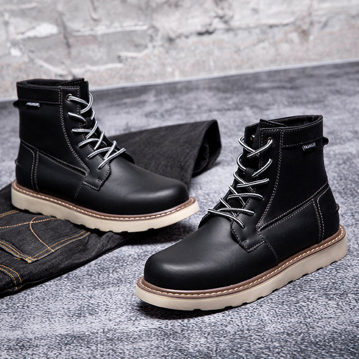 Men's waterproof brown chukka boots, a must-have for those seeking casual elegance and protection.