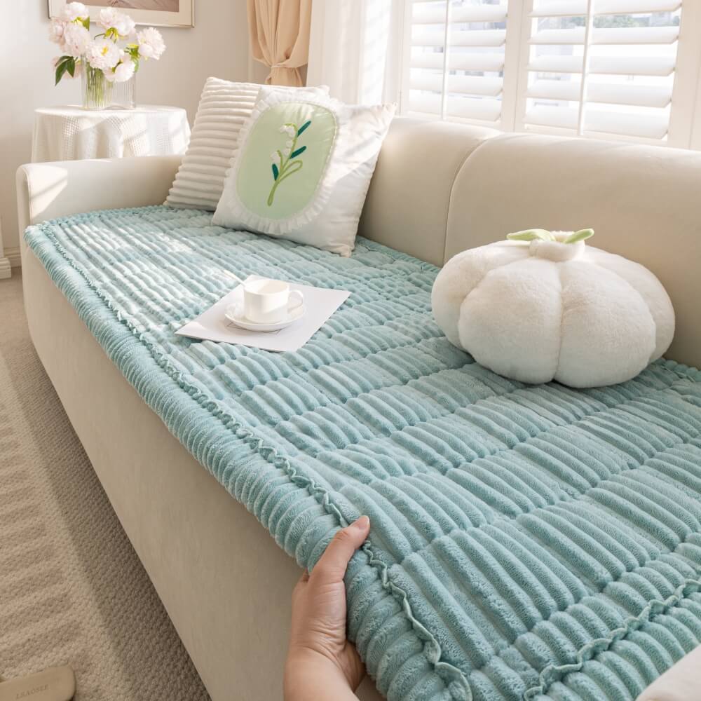 Non - Slip Pet Couch Cover with Soft Flannel Finish - Lexians