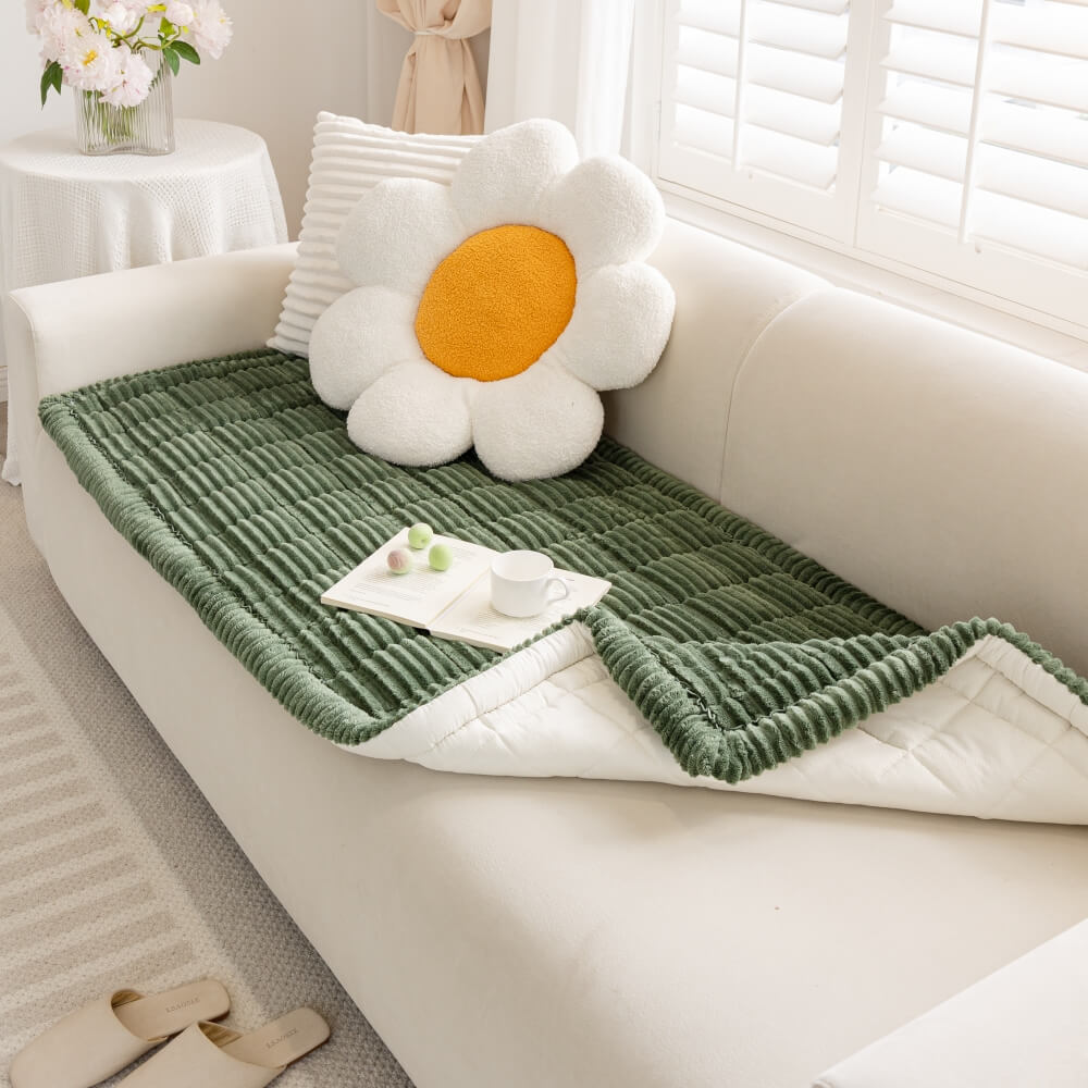 Non - Slip Pet Couch Cover with Soft Flannel Finish - Lexians
