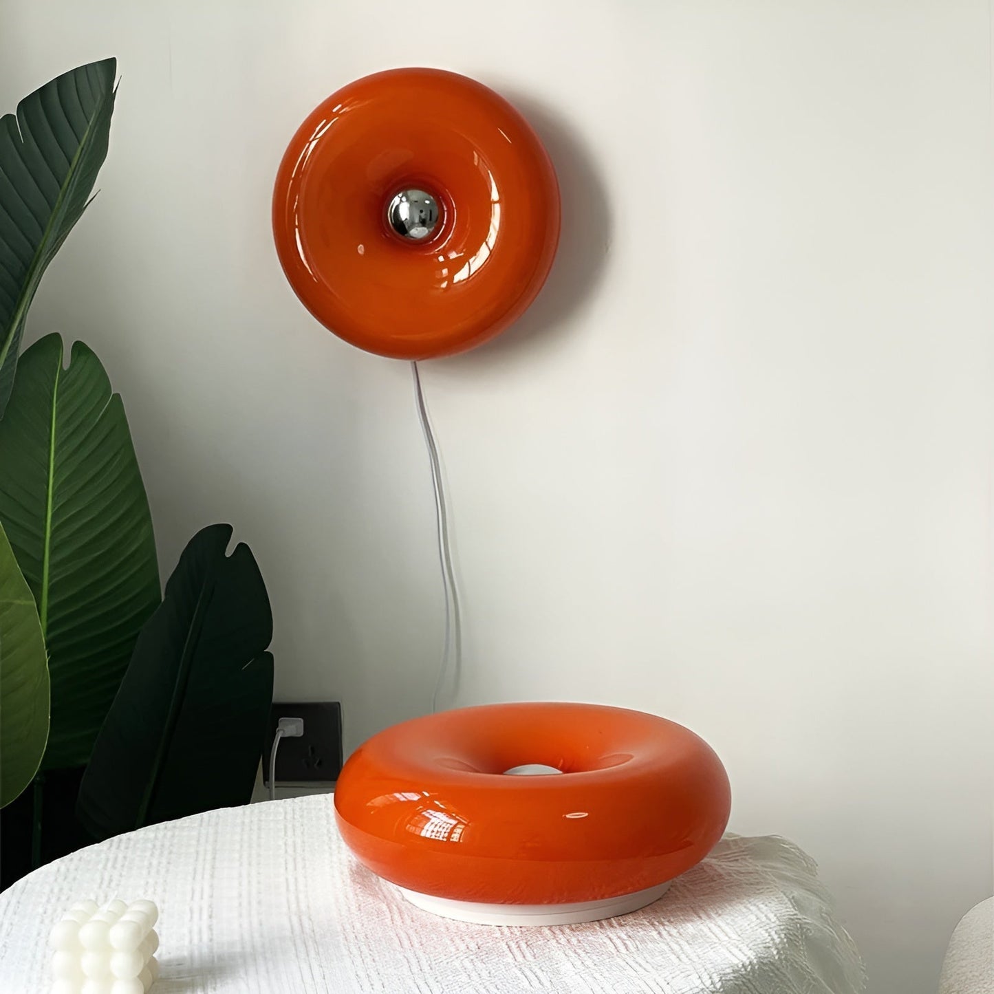 Orange Donut - Shaped LED Wall & Table Lamp for Versatile Decoration - Lexians